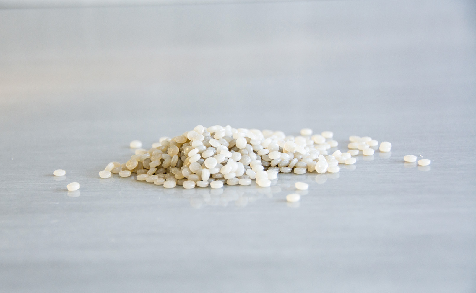 Lens-shaped LLDPE regranulate after recycling with ReadyMac HD